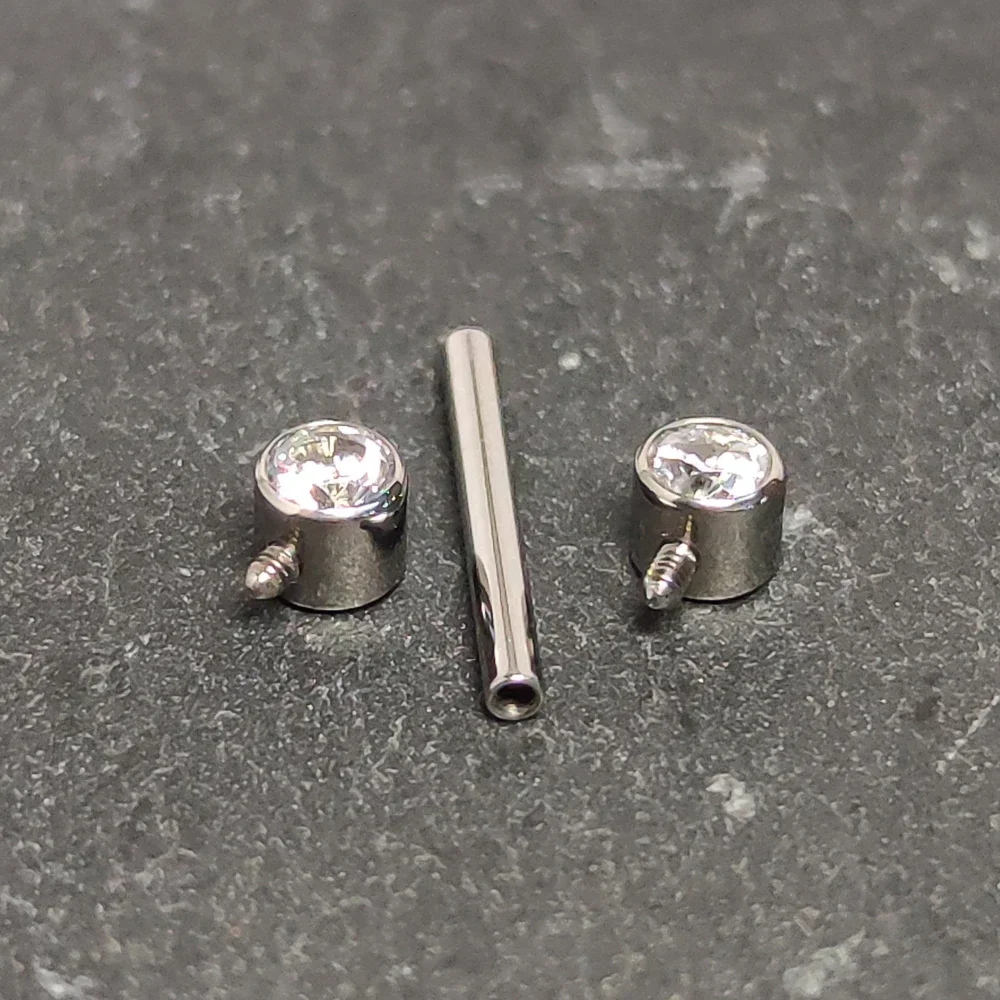 F136 ไทเทเนียม 14G Zircon หัวน - Body Jewelry Changing Kit บทวิจารณ์และราคา